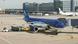 Самолет авиакомпании Azerbaijan Airlines в московском аэропорту Внуково (фото из архива) Самолет авиакомпании Azerbaijan Airlines в московском аэропорту Внуково (фото из архива)