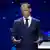 UEFA-Präsident Aleksander Ceferin spricht im dunkelblauen Anzug auf einer Bühne