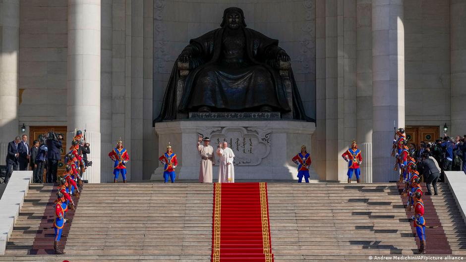 In Mongolia, Pope says Church 'has no political agenda' – DW – 09/02/2023 - Vimarsana News