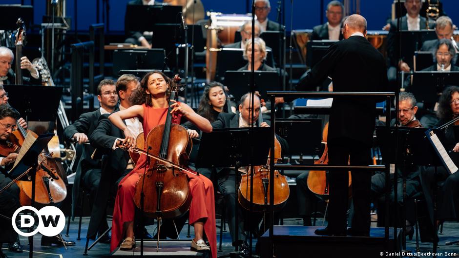 Fulminanter Auftakt mit Cellistin Anastasia Kobekina
Top-Thema
Weitere Themen