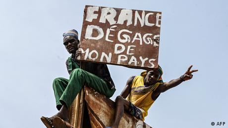 Niger: Demonstranten fordern Abzug von Frankreichs Truppen