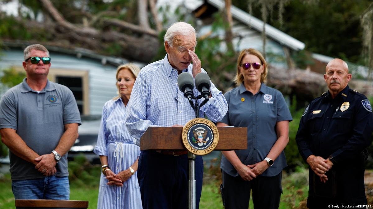 US: Biden surveys Hurricane Idalia damage in Florida