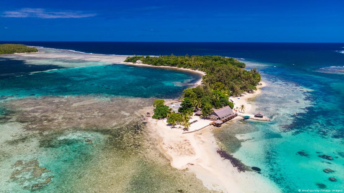Vista aérea de ilha em Vanuatu