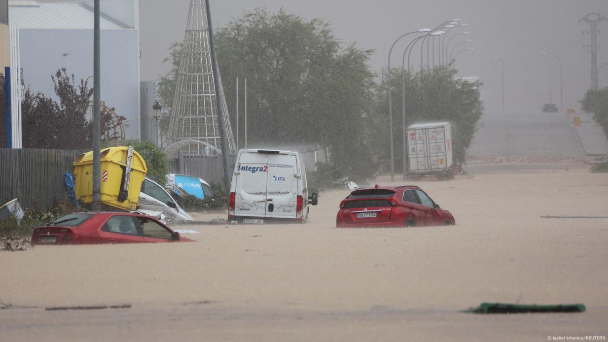 Spain Flooding: 3 Dead, 3 Missing After Heavy Rainfall – DW – 09/04/2023