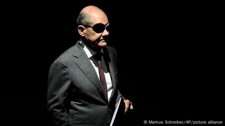 SOS Σολτς για τη γερμανική οικονομία