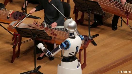 Conductor Robotics Mechanical Maestro: A Robot Conductor