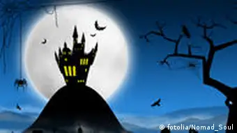 Fotolia 35592528 Spooky Halloween night © Nomad_Soul - Fotolia.com