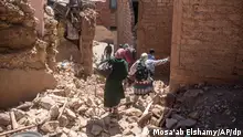 على وقع هول الصدمة.. المغرب يبدأ بتشييع ضحايا الزلزال