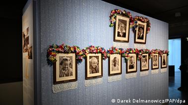 Vatican beatifies Polish family that sheltered Jews