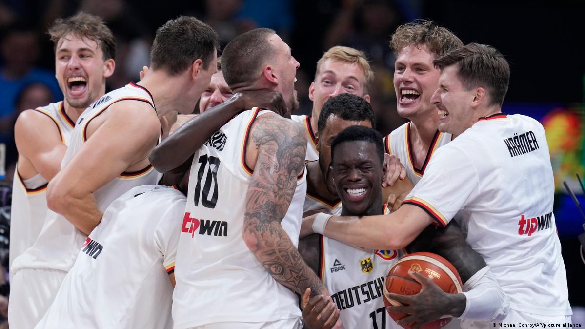 Basketball Germany topples Serbia in World Cup final – DW