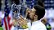 Novak Djokovic besando el trofeo del el US Open. Novak Djokovic besando el trofeo del el US Open.
