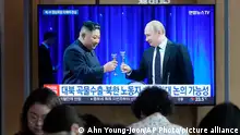 12.09.2023****A TV screen shows a file image of North Korean leader Kim Jong Un, left, and Russian President Vladimir Putin during a news program at the Seoul Railway Station in Seoul, South Korea, Tuesday, Sept. 12, 2023. Kim has departed for Russia, where he is expected to hold a rare meeting with Putin that has sparked Western concerns about a potential arms deal for Moscow’s war in Ukraine. (AP Photo/Ahn Young-joon)