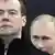 Dmitri Medwedew mbele ya Vladimir Putin