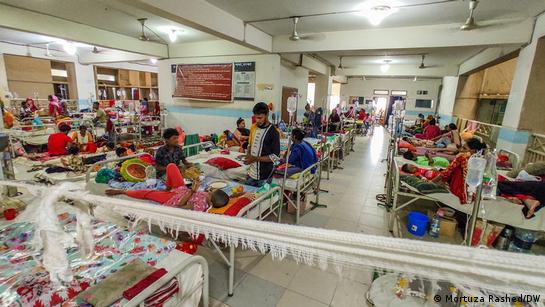 Crowded dengue ward at Mugda Medical College & Hospital