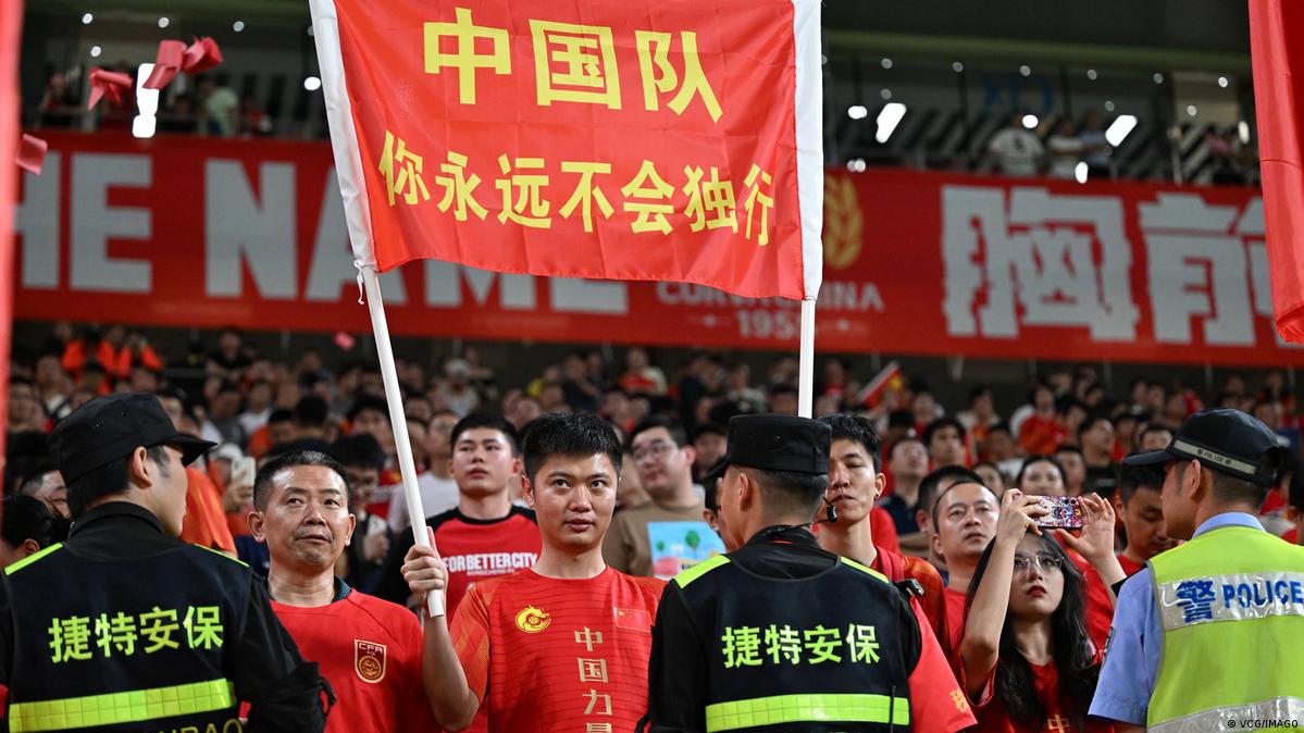 Fußball Freundschaftsspiel China - Syrien 法兰克福汇报:中国拥有大约三亿足球球迷。