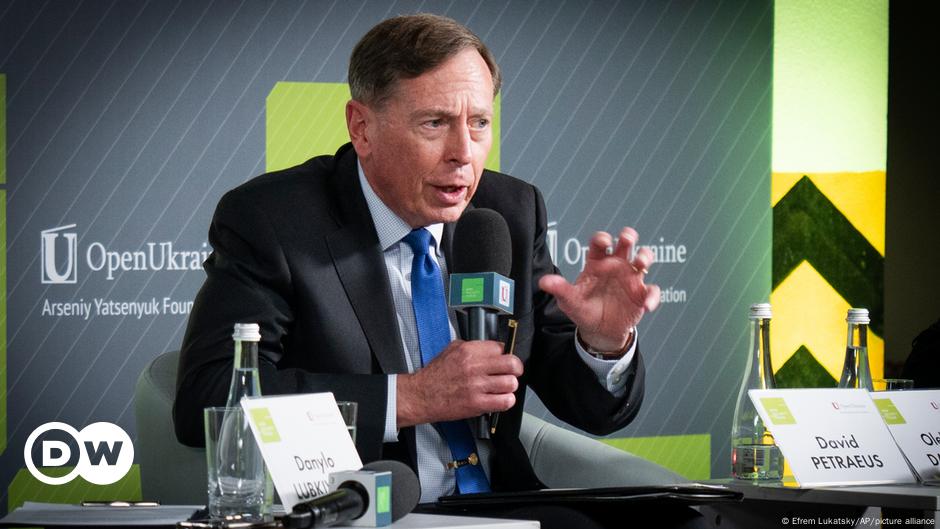 Petraeus: 'Good chance' Kyiv counteroffensive gains continue