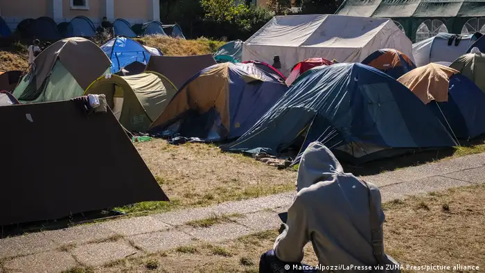 Italien Aufnahmelager auf Lampedusa überfüllt