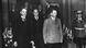 O premiê britânico Neville Chamberlain e o ditador Adolf Hitler O premiê britânico Neville Chamberlain e o ditador Adolf Hitler