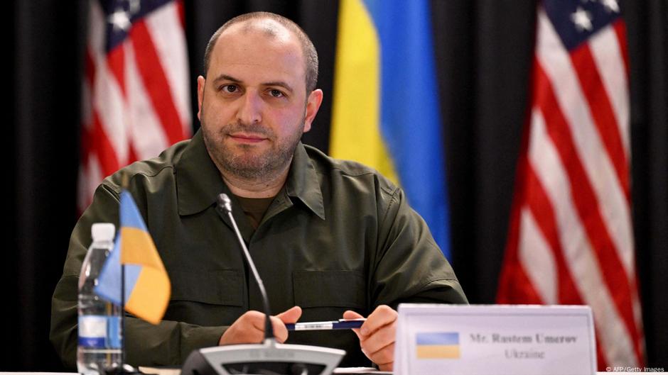 Ucrania encomienda la negociación a su ministro de Defensa – DW – 15/05/2025