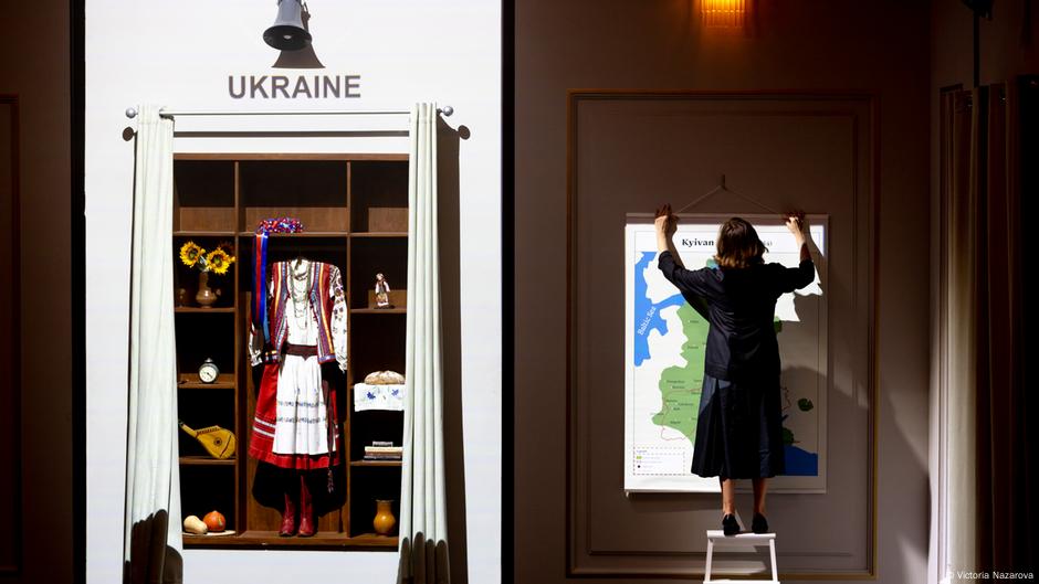 Marina Davydova and Chulpan Khamatova in Berlin – DW – 26.09.2023