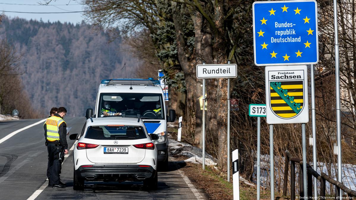 Germany risks EU 'chain reaction' with new border checks