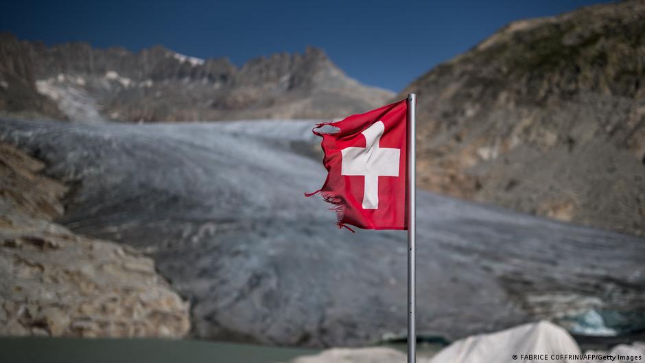 Swiss glaciers lose of more than 5% in ice volume in 2026