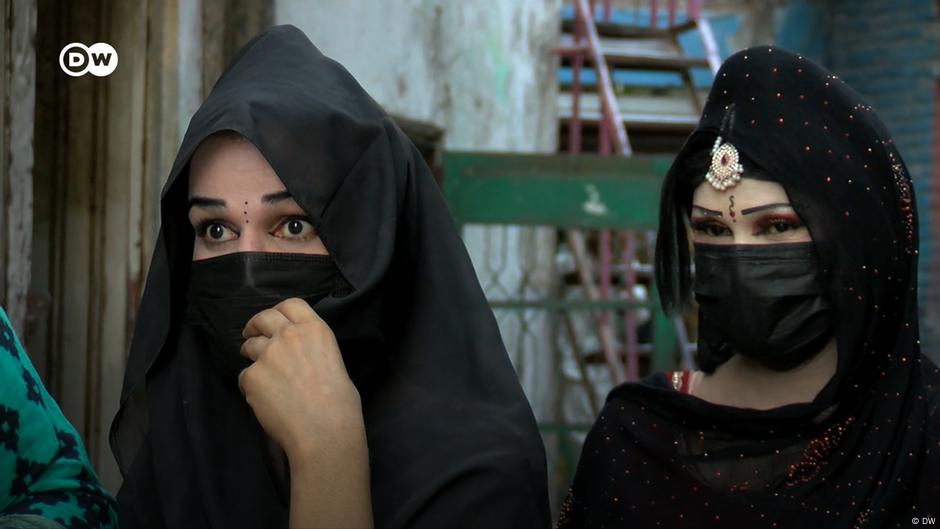 Pakistan: The plaza that 500 trans sex workers call home – DW – 09/28/2023