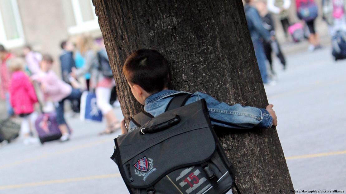 İster okulda olsun, ister iş yerinde ya da sanal ortamda: Zorbalık (mobbing), gerek ruh ve beden sağlığını gerekse günlük yaşamı bariz şekilde etkiliyor