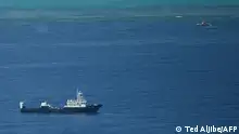 中国海警称驱离菲律宾炮艇 菲军方反驳
