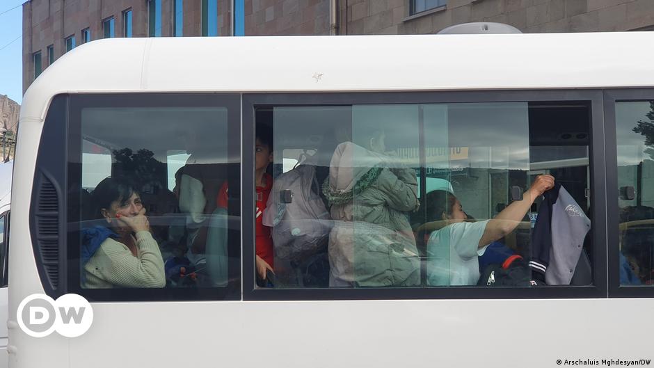 Armenien: Letzter Flüchtlingsbus hat Berg-Karabach verlassen
Top-Thema
Weitere Themen