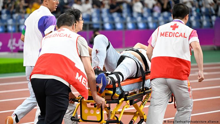 Asian Games: Athletics official hit by stray hammer