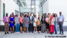 Gruppenfoto der Kiswahili-Redaktion in Bonn
DW, Florian Görner, 4. Oktober 2023 in Bonn
