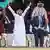 Kronprinz Mohammed bin Salman bejubelt bei der WM einen Treffer Saudi-Arabiens während des sensationellen 2:1-Siegs gegen den späteren Weltmeister Argentinien, neben ihm auf der Tribüne steht FIFA-Präsident Gianni Infantino. 