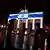 2023年10月7日，柏林勃兰登堡门，用灯光打出以色列国旗图案