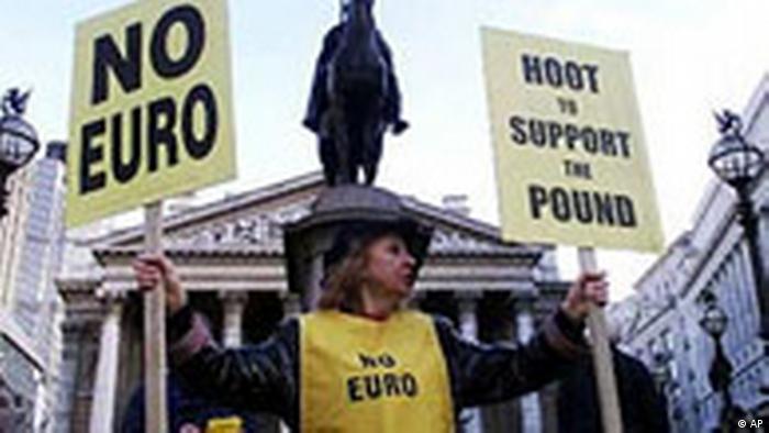 Protest împotriva monedei euro, în 1999