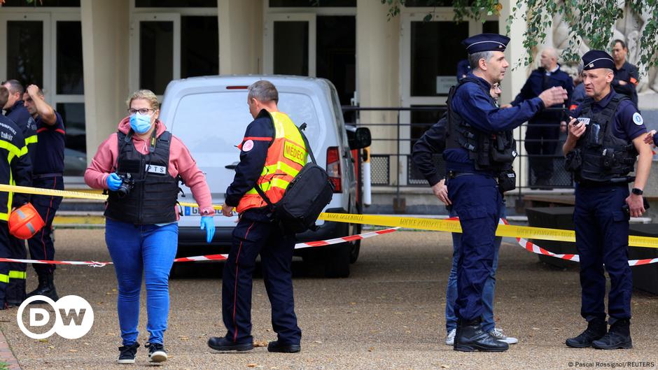 Francia: Un Profesor Muerto Y Varios Heridos En Un Instituto – DW – 13 ...