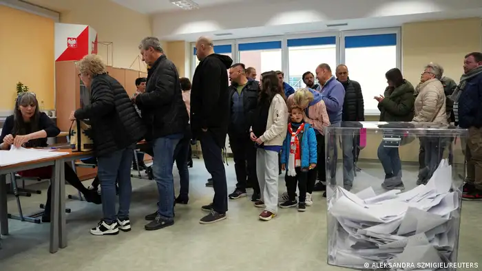 波蘭此次選舉投票率創下1989年以來的新高
