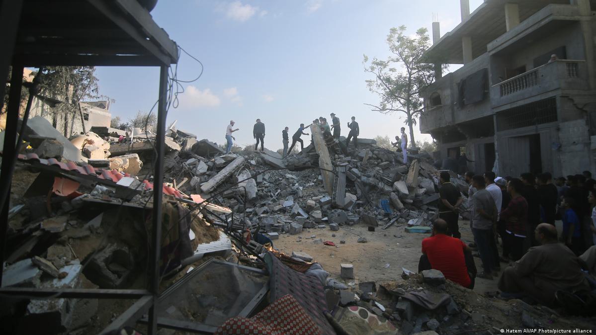 Al menos 2.750 muertos en Gaza tras bombardeos de Israel