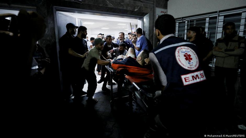 Israel-Hamas war: Gaza reports many dead in hospital strike – DW – 10/17/2023 - Vimarsana News