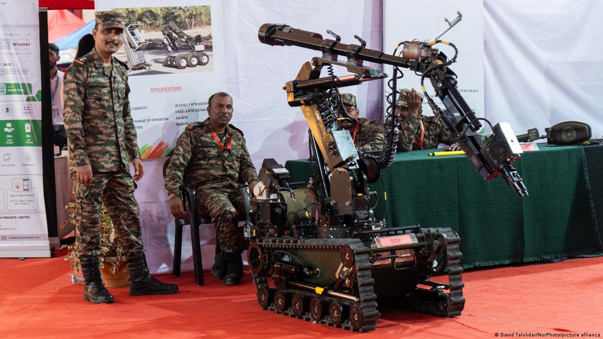 Indian army ramps up AI, but how effective will it be? – DW – 10/18/2023