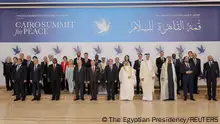 21.10.2023
Egyptian President Abdel Fattah al-Sisi poses for a family photo with other leaders before the Cairo international summit for peace in the Middle East in the New Administrative Capital (NAC), east of Cairo, Egypt, October 21, 2023 in this handout picture courtesy of the Egyptian Presidency. The Egyptian Presidency/Handout via REUTERS ATTENTION EDITORS - THIS IMAGE WAS PROVIDED BY A THIRD PARTY.
