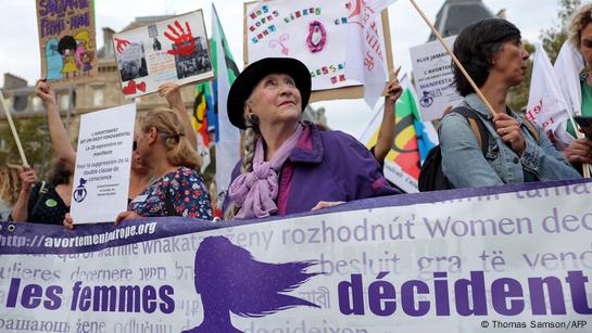 French Lawmakers Vote To Enshrine Abortion In Constitution DW 01 31   67249337 603 