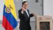 Petro votando en las elecciones regionales. Petro votando en las elecciones regionales.