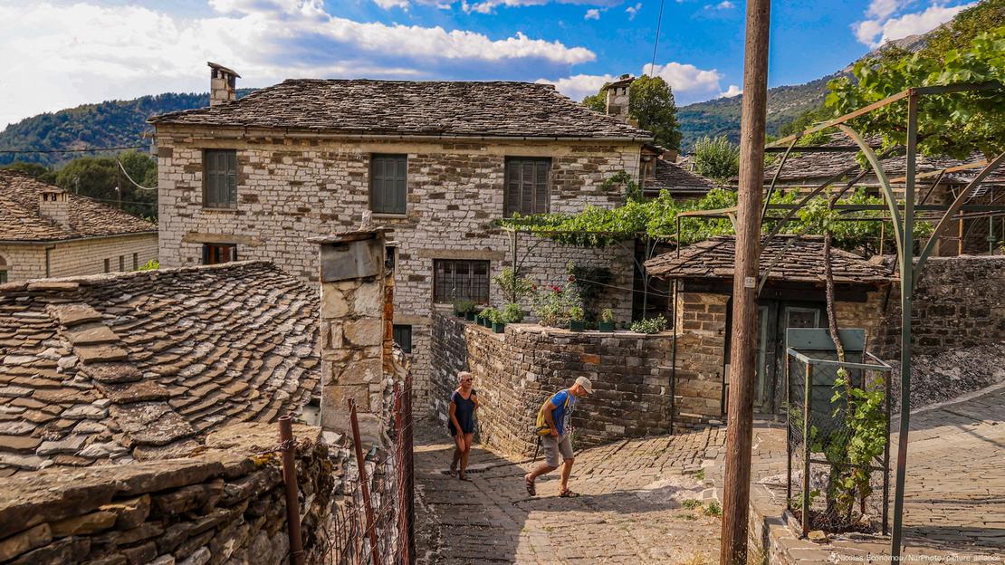 Greqi - Fshati turistik Papingo