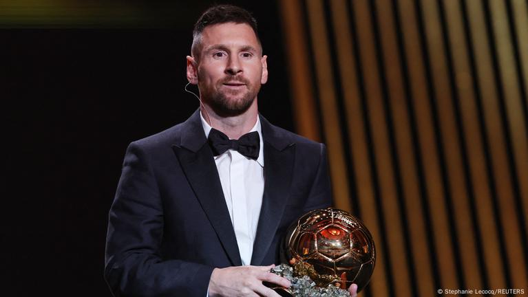 Lionel Messi e Aitana Bonmatí conquistam Bola de Ouro