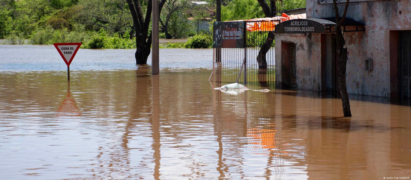 ¿Cómo afecta el cambio climático a Uruguay (inundaciones, sequías)?