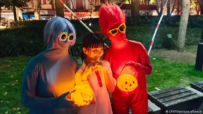 胡錫進呼籲社會多給年輕人一些無拘無束的空間 胡錫進呼籲社會多給年輕人一些無拘無束的空間