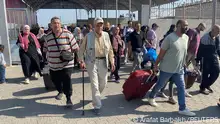 以哈冲突：首批外国公民离开加沙