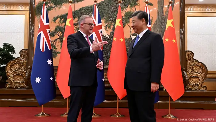 图为澳大利亚总理阿尔巴尼斯2023年11月会见中国国家主席习近平。（资料照）