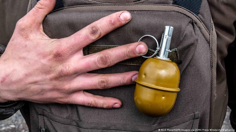 Чоловік кинув бойову гранату у будівлю ТЦК на Київщині, його затримали